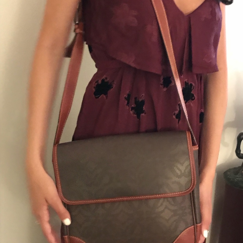 Vintage Loewe logo leather handbag-original